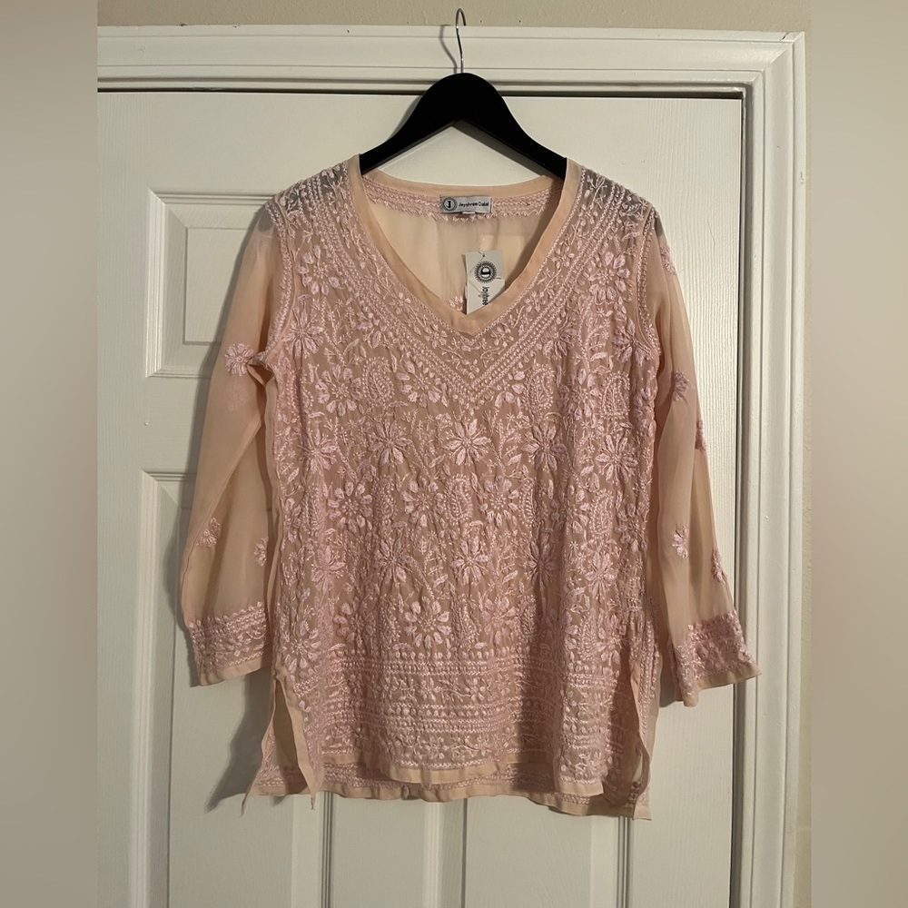 Jayshree Dalal. Women’s Top. Crepe. India. Hand Embroidered. Size Small. NWT.